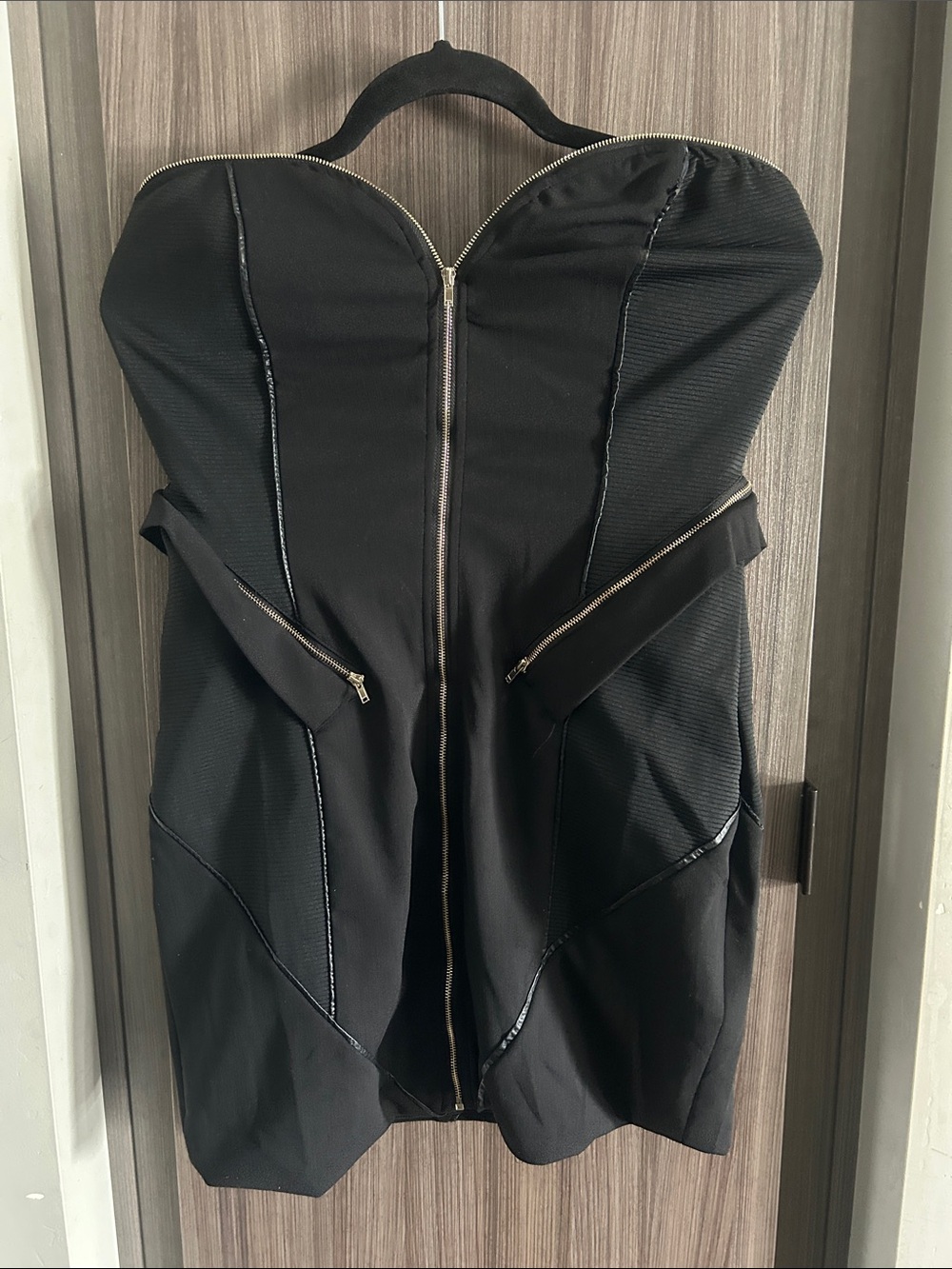 Black Strapless Zippered Bodycon Dress